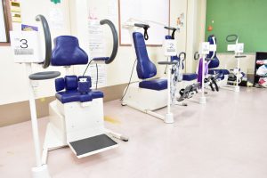 万葉のさと 西寺尾 多動性トレーニングマシン